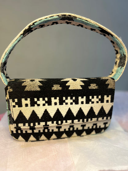 Monochrome Pattern Shoulder Bag with Sling Chain