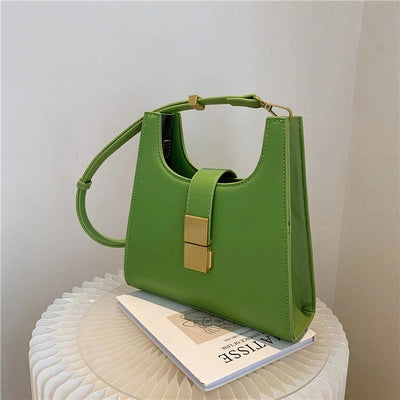 Vintage Design Shoulder Bag